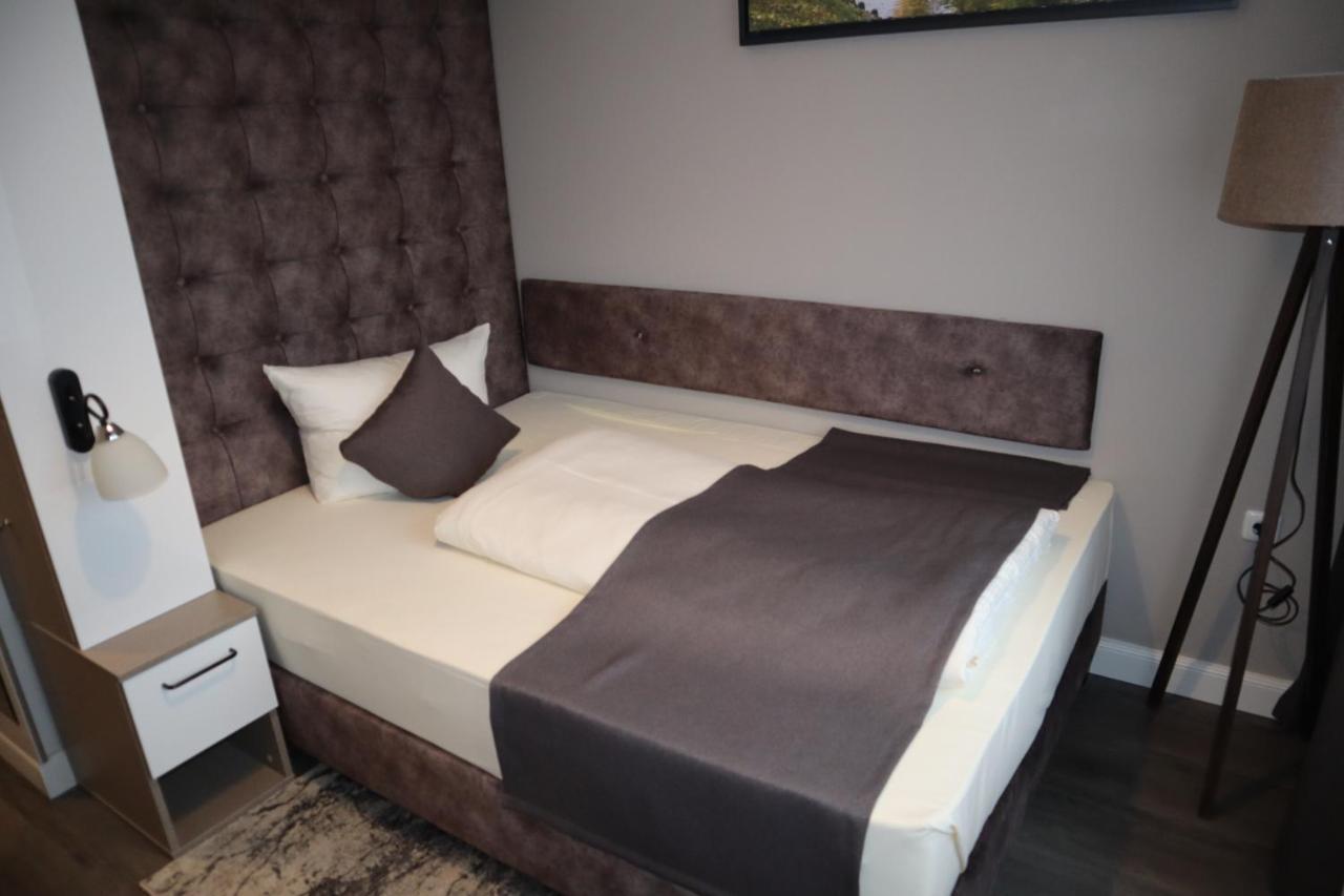 ביספינגן Hotel Bispinger Hof מראה חיצוני תמונה