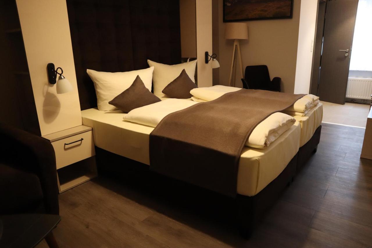 ביספינגן Hotel Bispinger Hof מראה חיצוני תמונה
