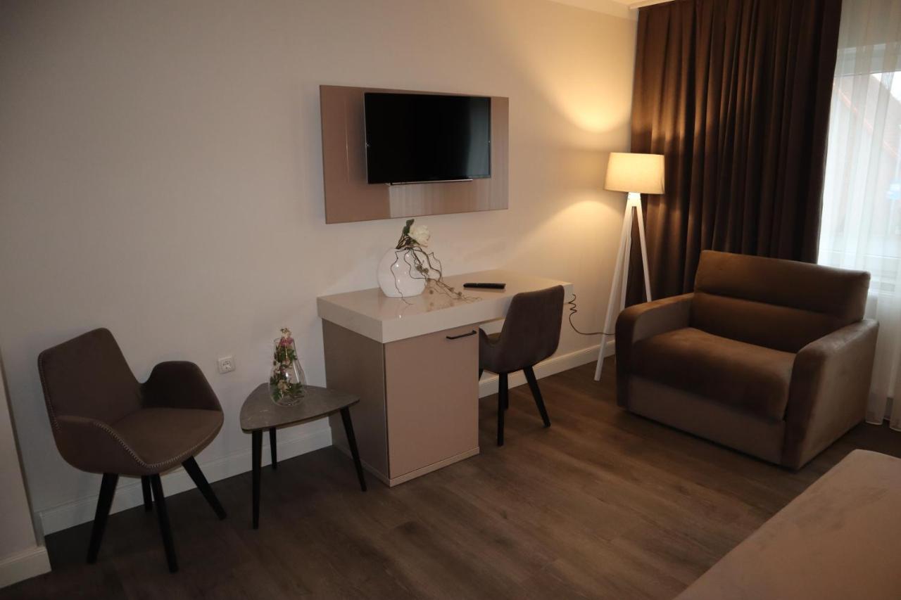ביספינגן Hotel Bispinger Hof מראה חיצוני תמונה